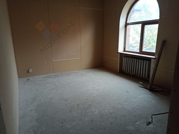 
   Продам дом, 300 м², Яблоновский

. Фото 8.