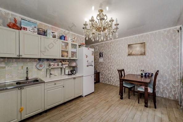 
   Продам таунхаус, 92.7 м², Яблоновский

. Фото 7.