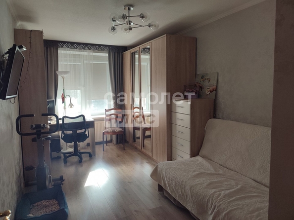 
   Продам 3-комнатную, 63 м², Ленина ул, 23

. Фото 1.