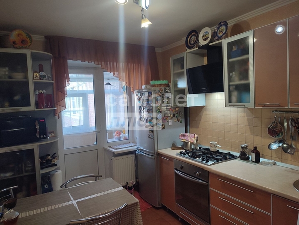 
   Продам 3-комнатную, 63 м², Ленина ул, 23

. Фото 9.