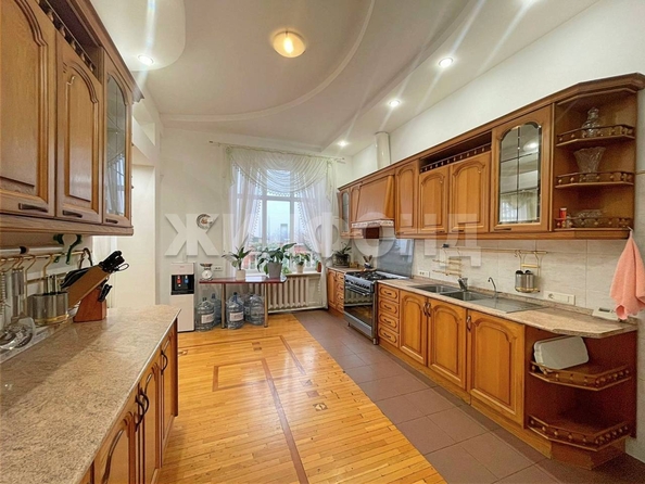 
  Продается дом 695 м². Фото 12.