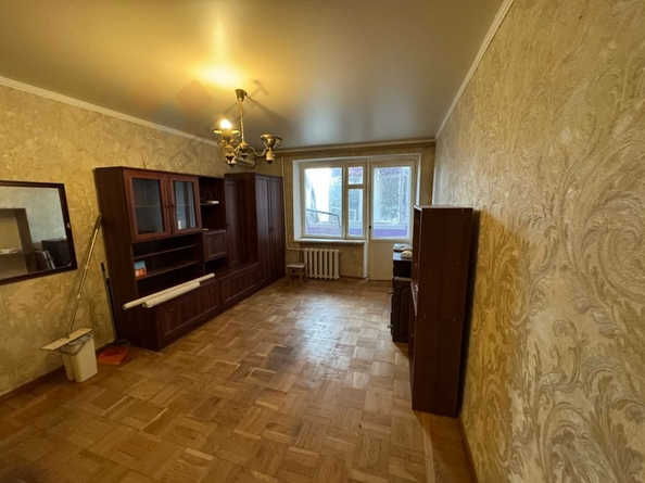 
   Продам 1-комнатную, 32.2 м², Лаухина ул, 8

. Фото 1.