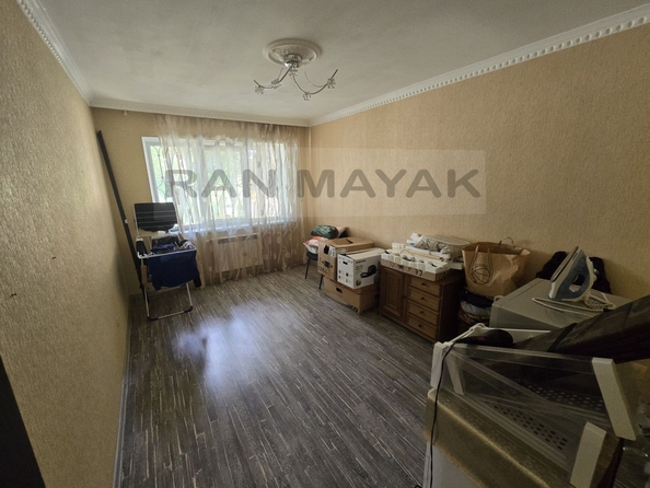 
   Продам 3-комнатную, 49.3 м², Пионерская 2-я ул, 374

. Фото 4.