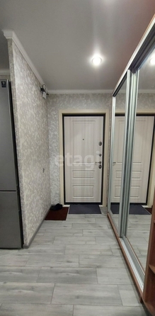 
   Продам 3-комнатную, 75.7 м², Михайлова ул, 15

. Фото 2.