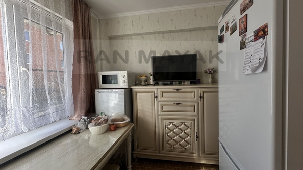 
   Продам 2-комнатную, 50 м², Ленина ул, 108

. Фото 3.