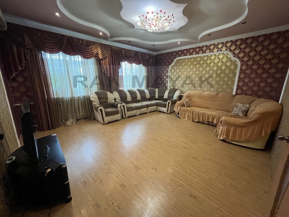 
   Продам дом, 350 м², Майкоп

. Фото 7.