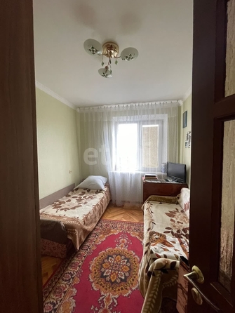 
   Продам 4-комнатную, 61.1 м², Димитрова ул, 23

. Фото 2.