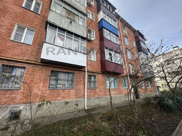 
   Продам 1-комнатную, 30 м², Калинина ул, 214

. Фото 1.