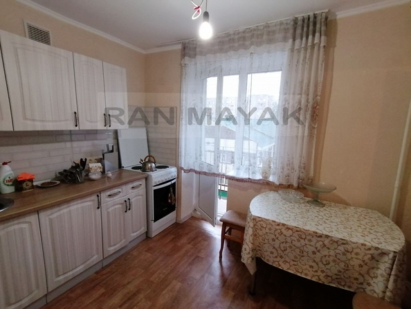 
   Продам 1-комнатную, 27 м², Димитрова ул, 20

. Фото 2.