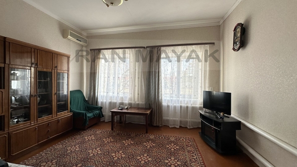 
   Продам дом, 68.5 м², Калинин

. Фото 5.