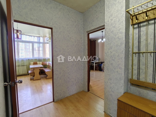 
   Продам 1-комнатную, 38.4 м², Космическая ул, 88к1

. Фото 5.