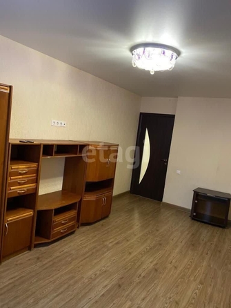 
   Продам 2-комнатную, 47.5 м², Михайлова ул, 6

. Фото 6.