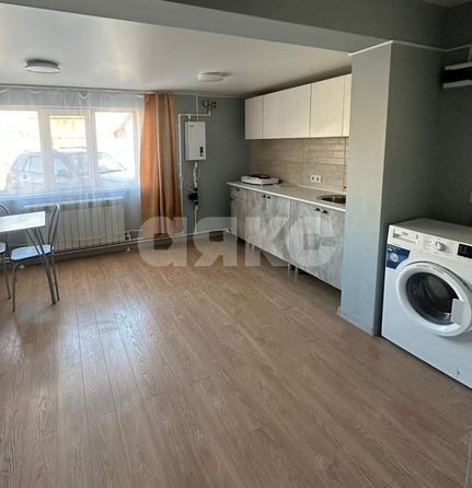 
   Продам 1-комнатную, 35 м², Патриса Лумумбы ул, 140

. Фото 9.