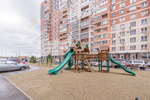 
   Продам 1-комнатную, 42 м², Трудовой Славы ул, 62Ак2

. Фото 14.