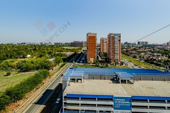 
   Продам 2-комнатную, 56 м², Симиренко ул, 45

. Фото 25.