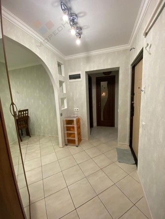 
   Продам 2-комнатную, 52 м², Думенко ул, 6

. Фото 8.
