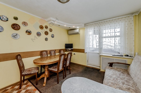
   Продам 3-комнатную, 83.2 м², Академика Лукьяненко П.П. ул, 103

. Фото 9.