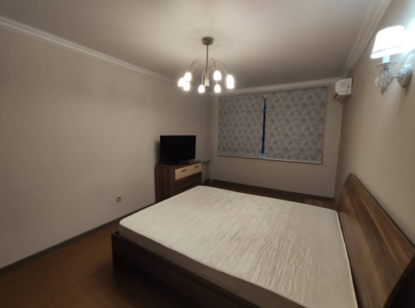 
   Продам 2-комнатную, 53 м², Роз ул, 82

. Фото 6.