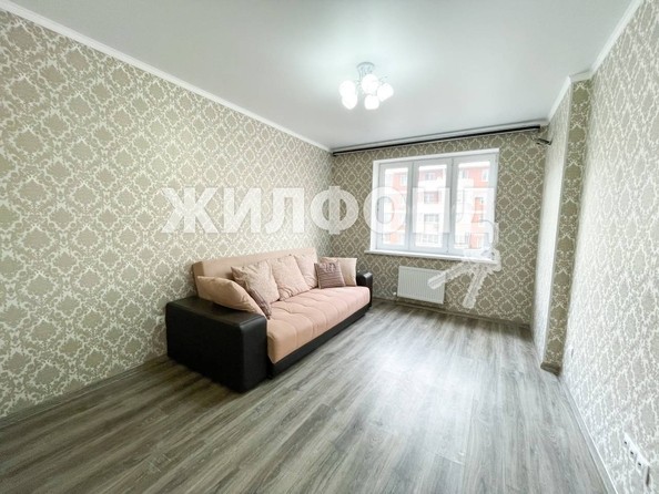 
   Продам 1-комнатную, 39 м², Московская ул, 133/4

. Фото 2.