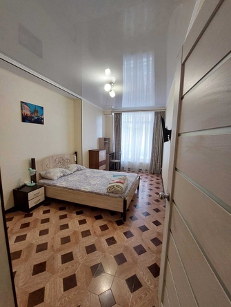 
   Продам 2-комнатную квартира, 74 м², Кирова ул, 1

. Фото 2.