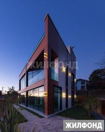 
   Продам дом, 256 м², Сочи

. Фото 9.