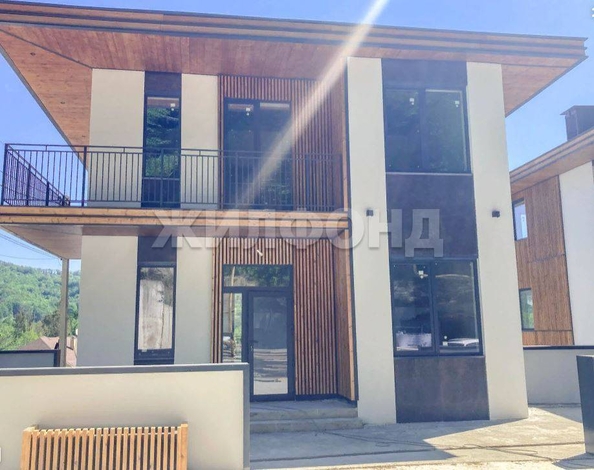 
   Продам дом, 250 м², Орел-Изумруд

. Фото 2.