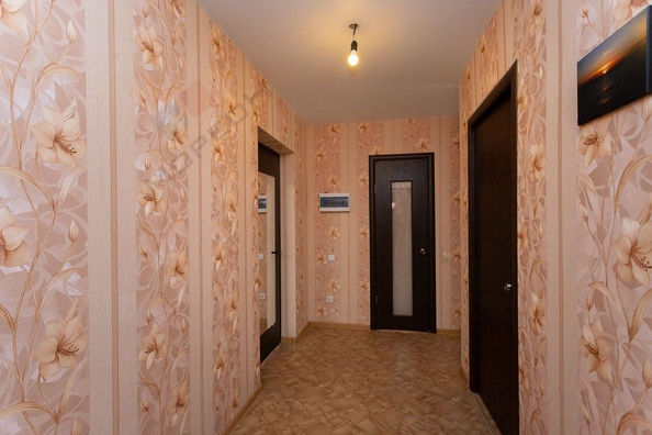 
   Продам 2-комнатную, 56 м², Петра Метальникова ул, 11

. Фото 4.