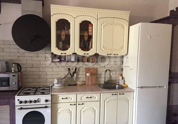 
   Продам 3-комнатную, 107 м², Полтавская ул, 14

. Фото 1.