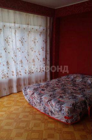 
   Продам 2-комнатную, 74 м², Верхнеизвестинская ул, 28

. Фото 3.