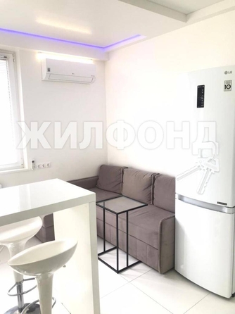 
   Продам 2-комнатную, 43 м², Чехова пер, 6В

. Фото 4.