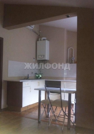 
   Продам 1-комнатную, 35 м², Камо ул, 3А

. Фото 2.