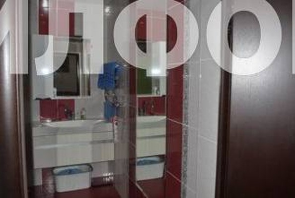 
   Продам 3-комнатную, 107 м², Клубничная ул, 82

. Фото 2.