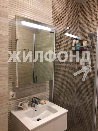 
   Продам студию, 35 м², Есауленко ул, 4/6

. Фото 1.