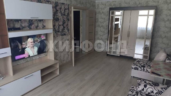 
  Сдается 2-комн. квартира, 70 м², Тепличная ул, д. 63/1
. Фото 1.