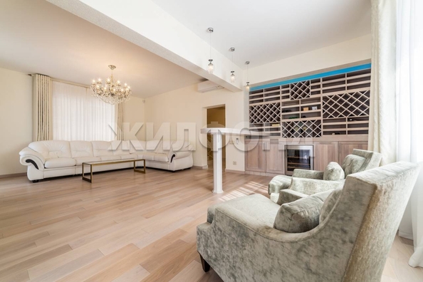 
   Продам дом, 590 м², Сочи

. Фото 5.