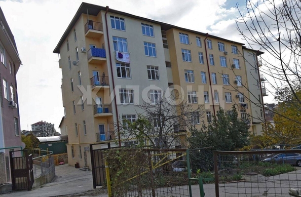 
  Продается 2-комн. квартира, 42 м², Яблочная ул, д. 25
. Фото 2.