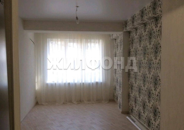 
   Продам 2-комнатную, 43 м², Молодогвардейская ул, 2/5

. Фото 4.