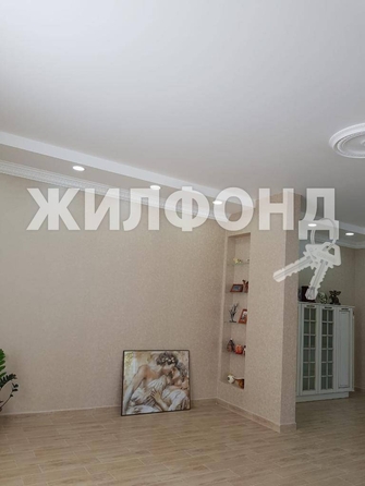 
   Продам 3-комнатную, 125 м², , 98/27

. Фото 3.