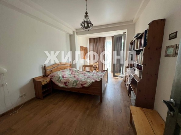 
   Продам 2-комнатную, 80 м², , 71

. Фото 18.