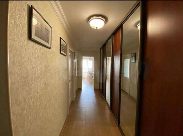 
   Продам 2-комнатную, 54 м², Голубые дали ул, 20/2

. Фото 9.