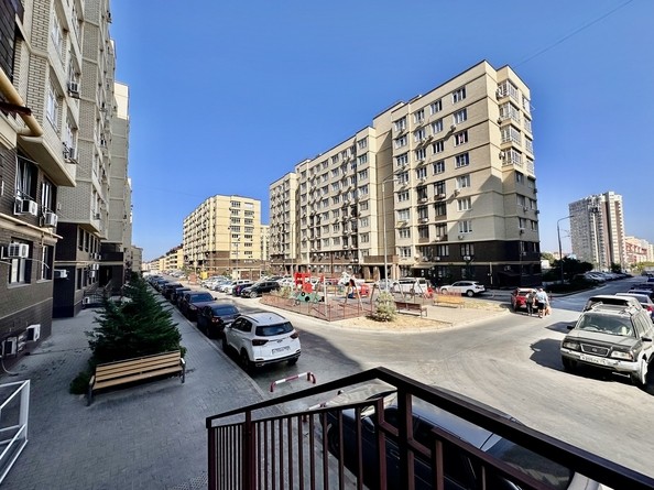 
   Продам 1-комнатную, 33 м², Ленина ул, 180Ак13

. Фото 17.