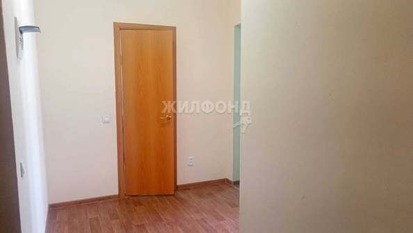 
   Продам 1-комнатную, 37.7 м², генерала Петрова И.Т. ул, 3

. Фото 6.