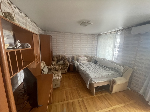 
   Продам 1-комнатную, 39 м², Терская ул, 186

. Фото 2.