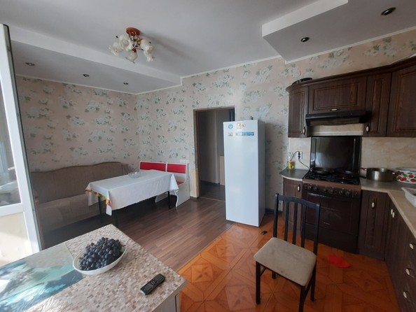 
   Продам 3-комнатную, 80 м², Таежная ул, 51

. Фото 1.