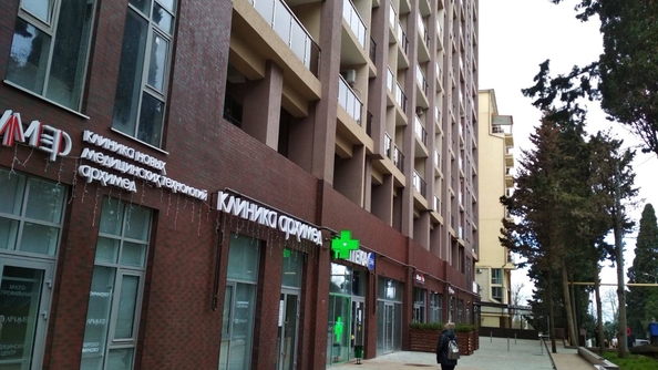 
   Продам 1-комнатную, 64 м², Гагринская ул, 3/8

. Фото 4.