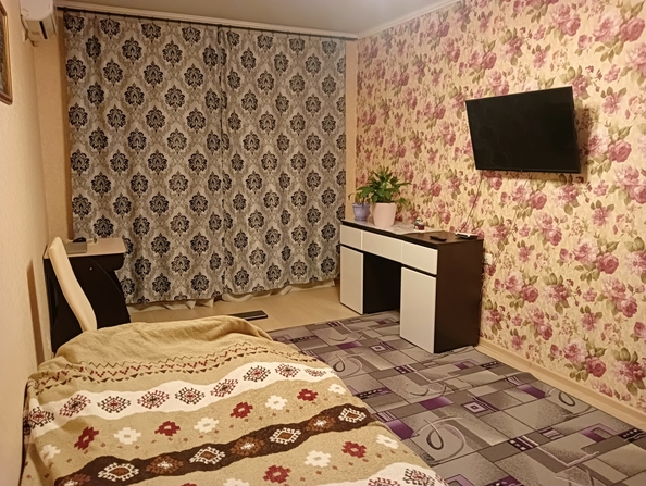 
   Продам 1-комнатную, 45 м², Краснодарская ул, 64Бк2

. Фото 3.