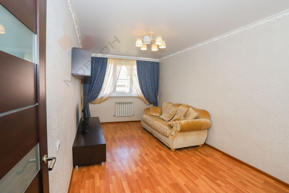 
   Продам 1-комнатную, 33 м², Сергиевская ул, 10/1/1

. Фото 2.