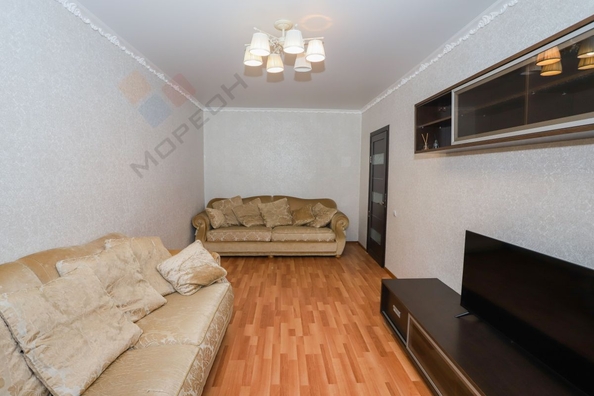 
   Продам 1-комнатную, 33 м², Сергиевская ул, 10/1/1

. Фото 3.