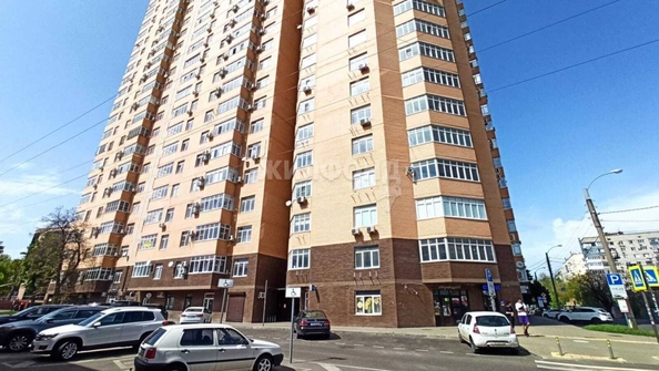 
   Продам 2-комнатную, 76 м², Леваневского ул, 187

. Фото 16.