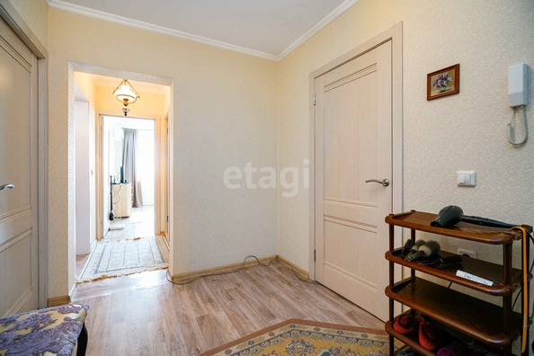 
   Продам 3-комнатную, 85 м², Черкасская ул, 60/1

. Фото 17.